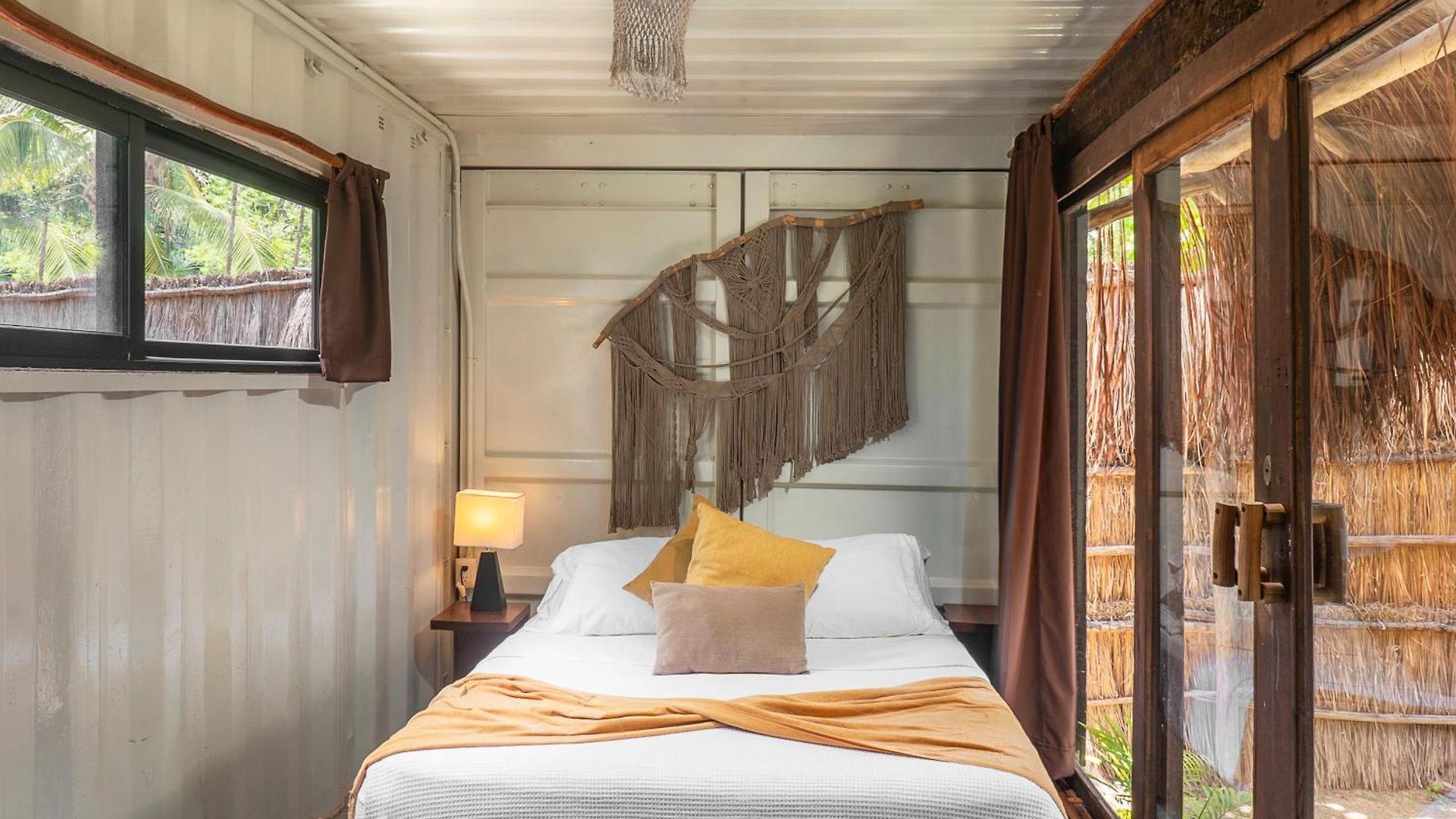 Pal Mar Glamtainer Hotel Tulum