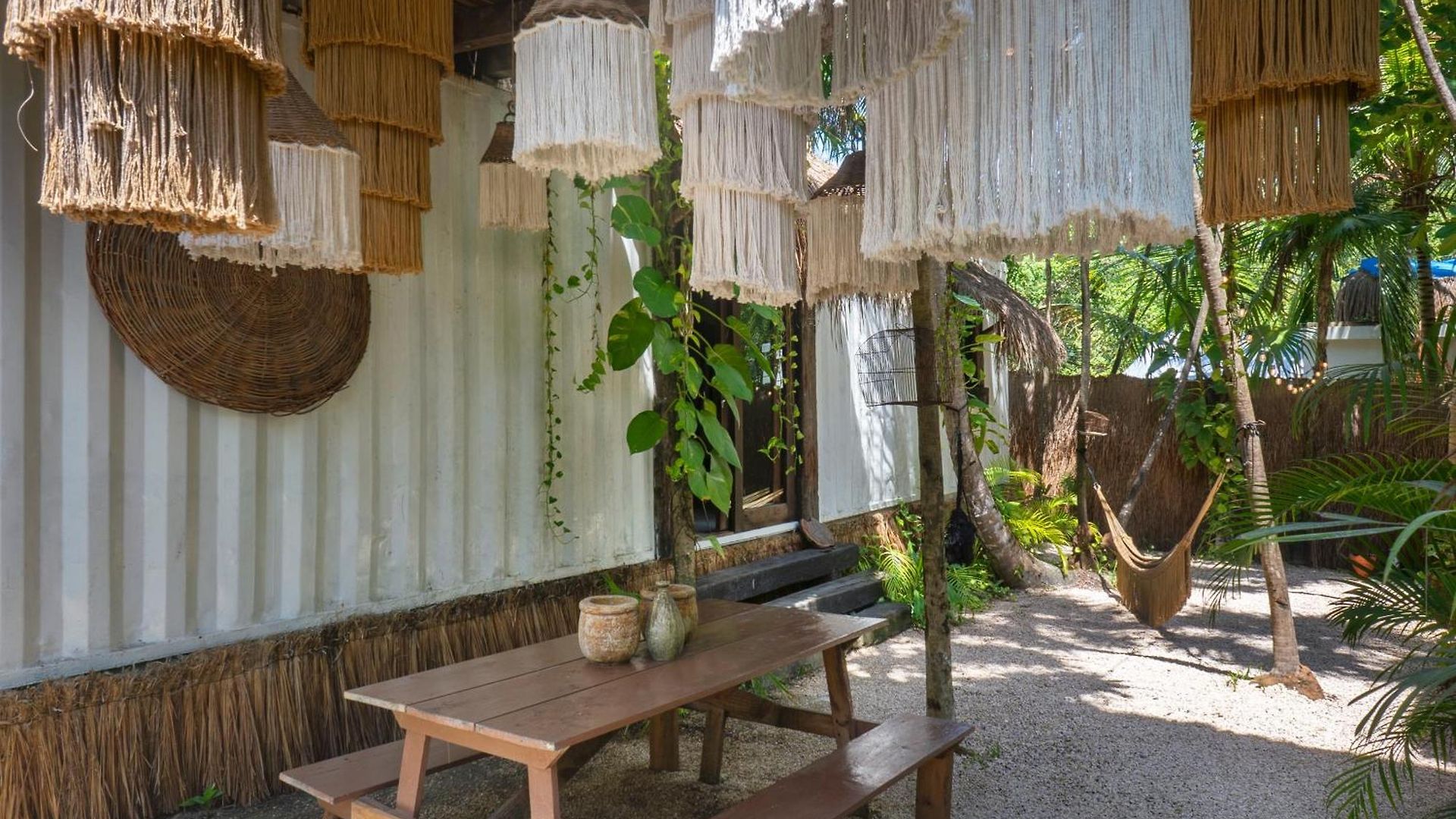 Pal Mar Glamtainer Hotel Tulum