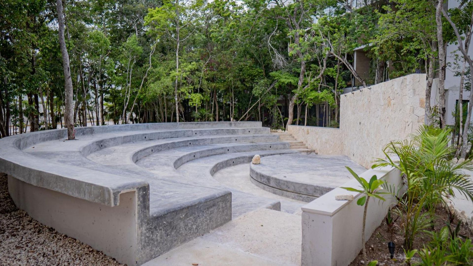 Tuk Tulum