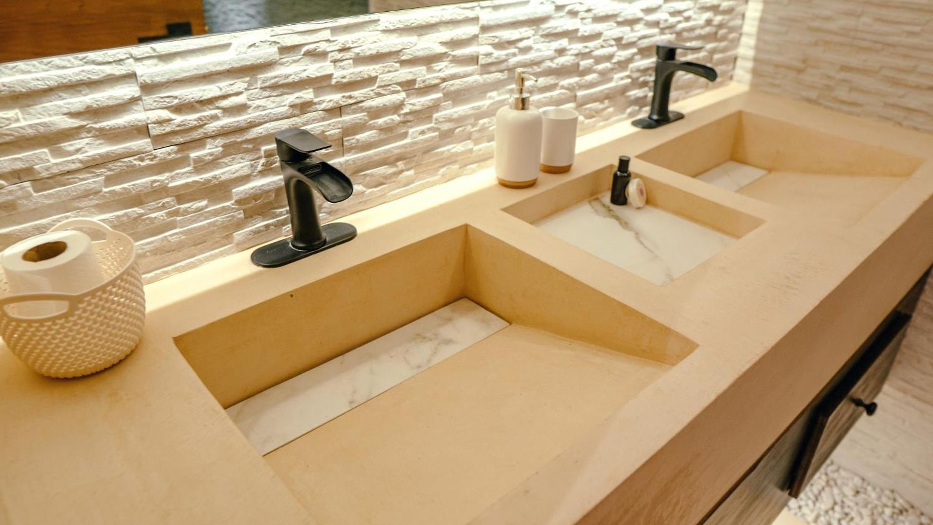 Luxury Large Villa/2 Pools/ Jacuzzi/rooftop/cenote View * Tulum