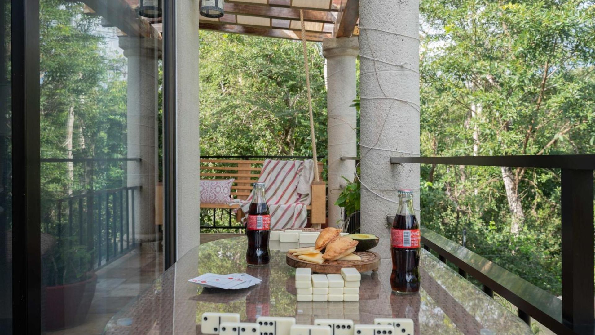 Stunning For 10-cabana-private Pool-parking