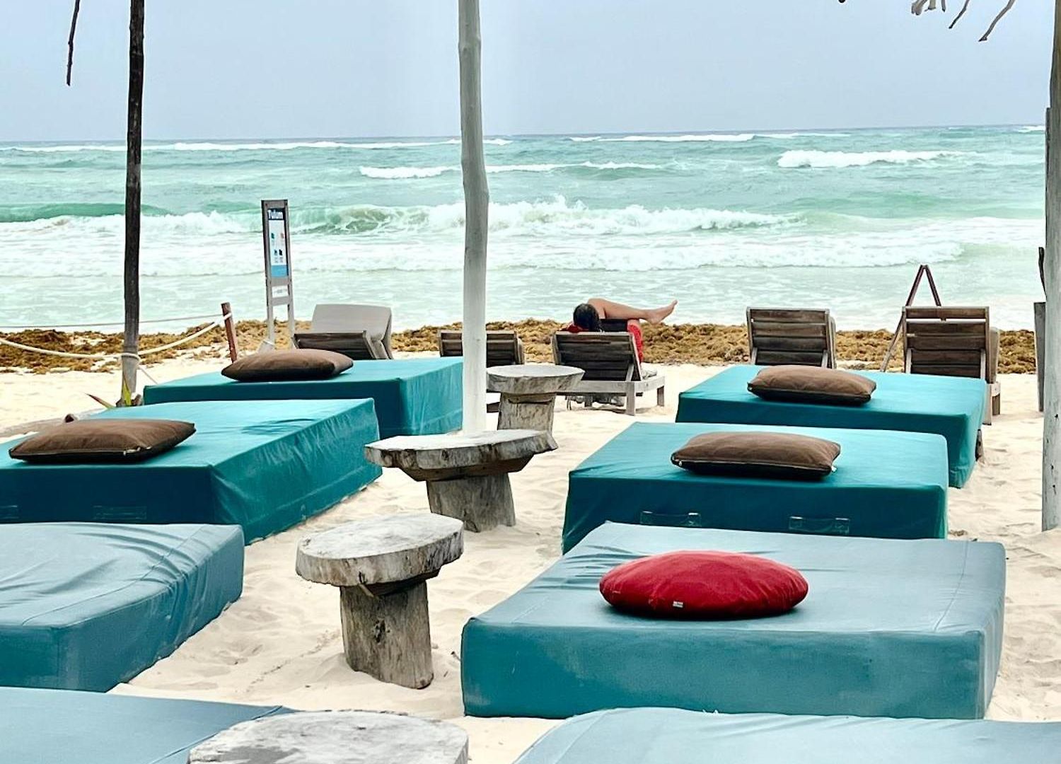 Lamar Front And Pool Hotel Tulum
