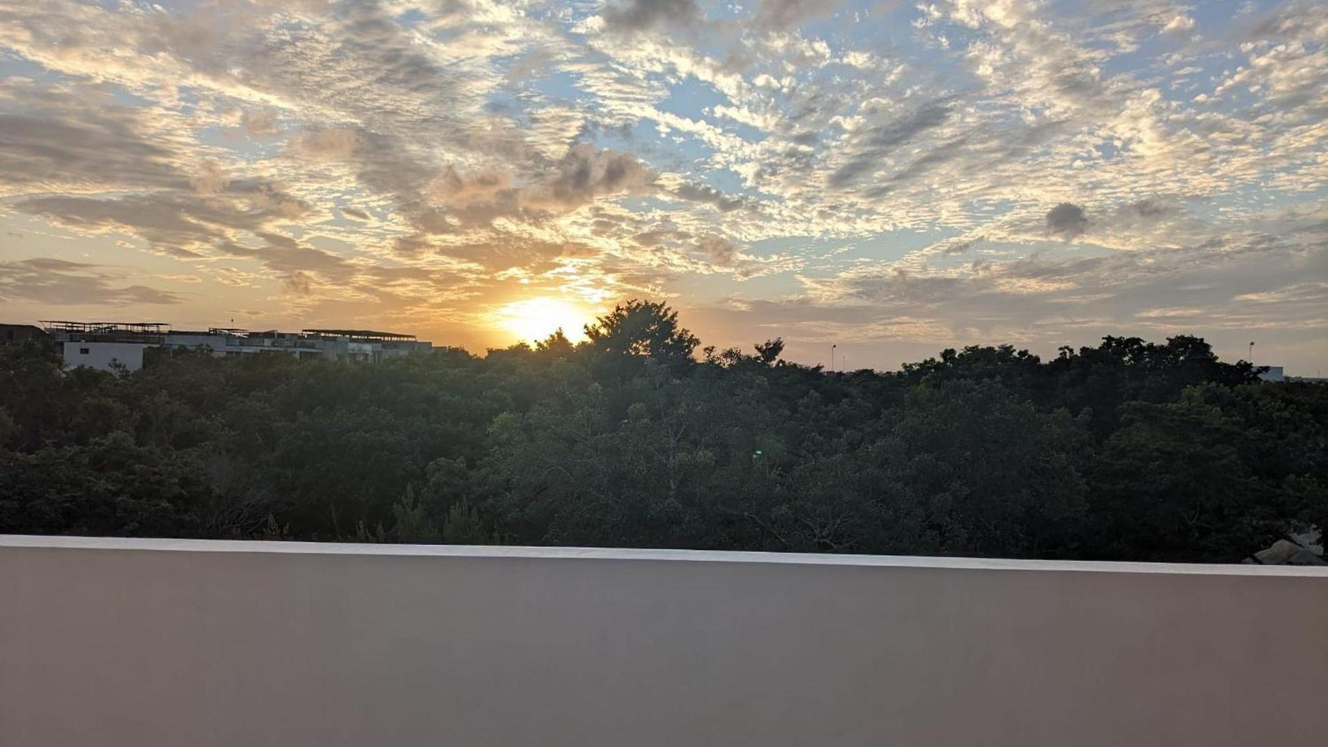 Apartment New Luxury Ph With Private Terrace & Plunge Pool *