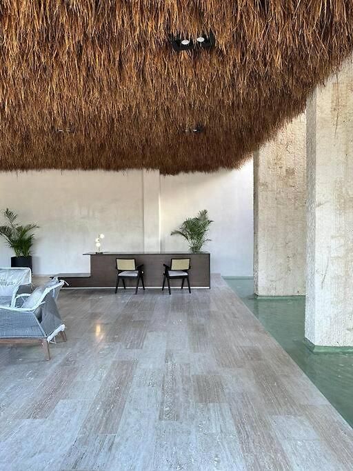 Apartment New Luxury Ph With Private Terrace & Plunge Pool