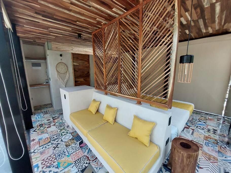 Jungle Treehouse