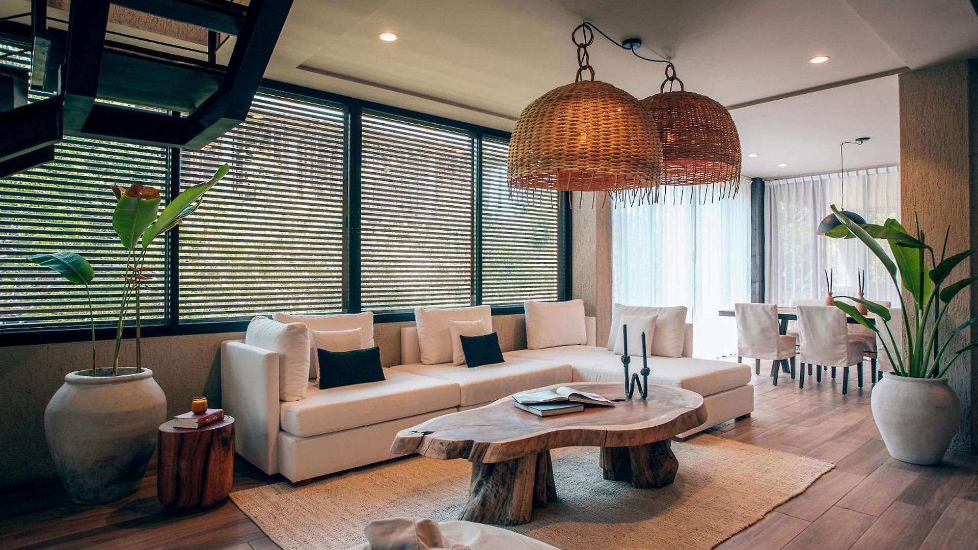 Apartment Luxurious Oasis Jacuzzi With Art Gallery And Pool *