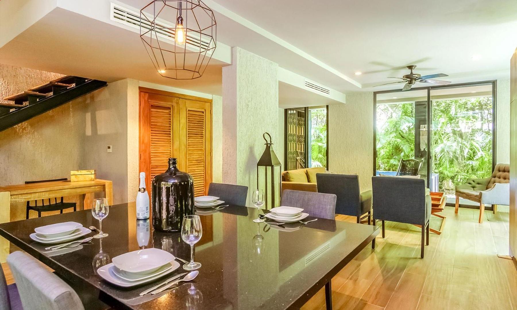 Apartment Luxurious Oasis Jacuzzi With Art Gallery And Pool *