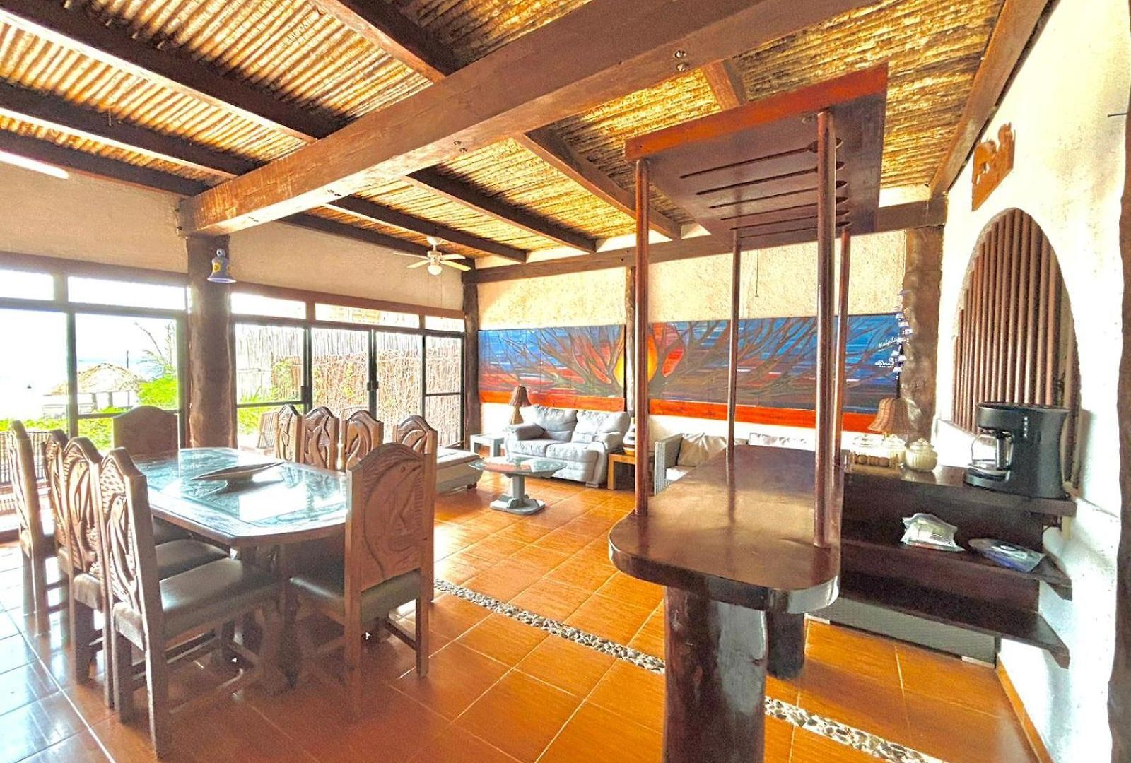 Hotel Chillaxing Front House Tulum
