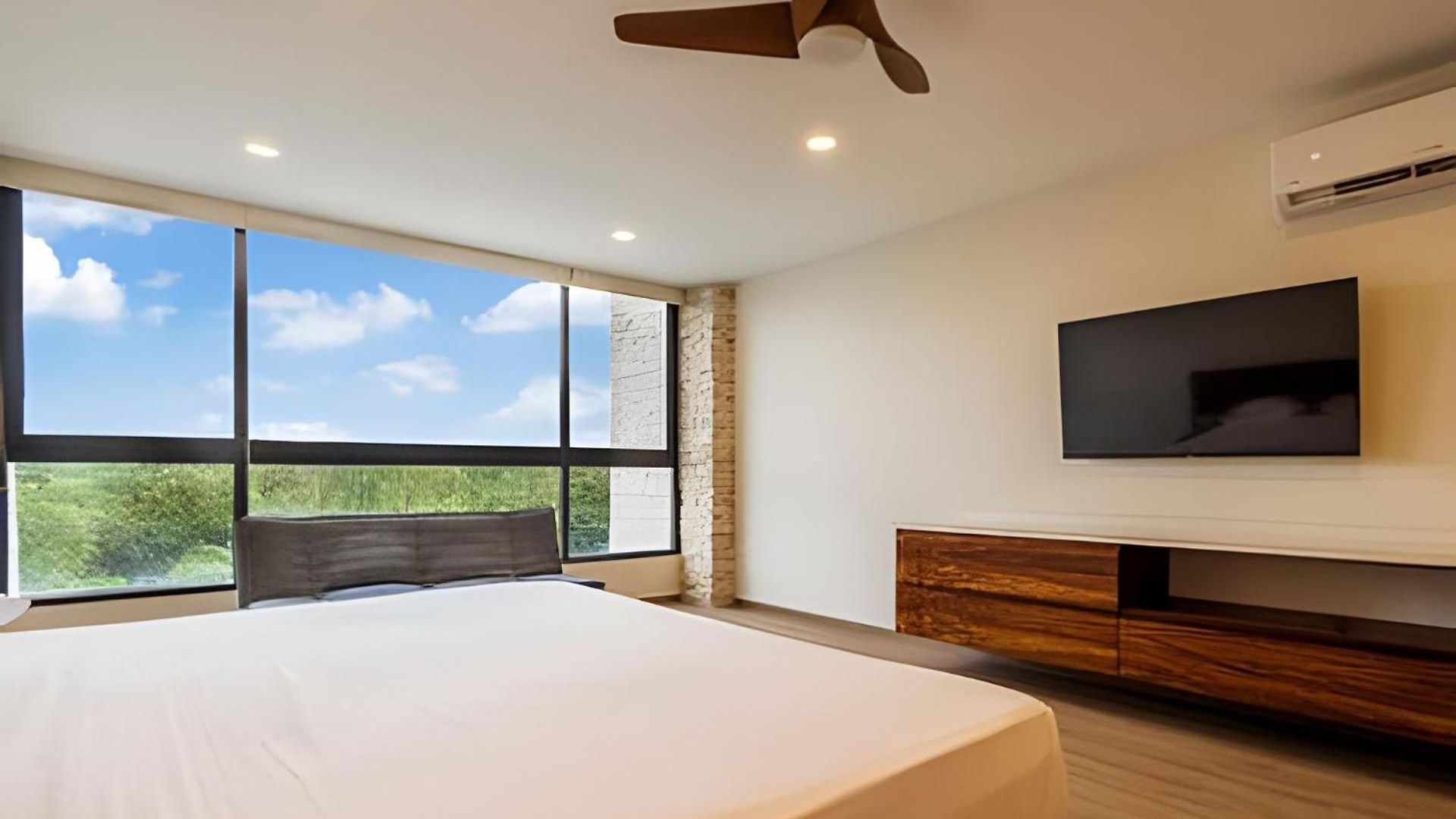 Penthouse With Private Pool Moots 306