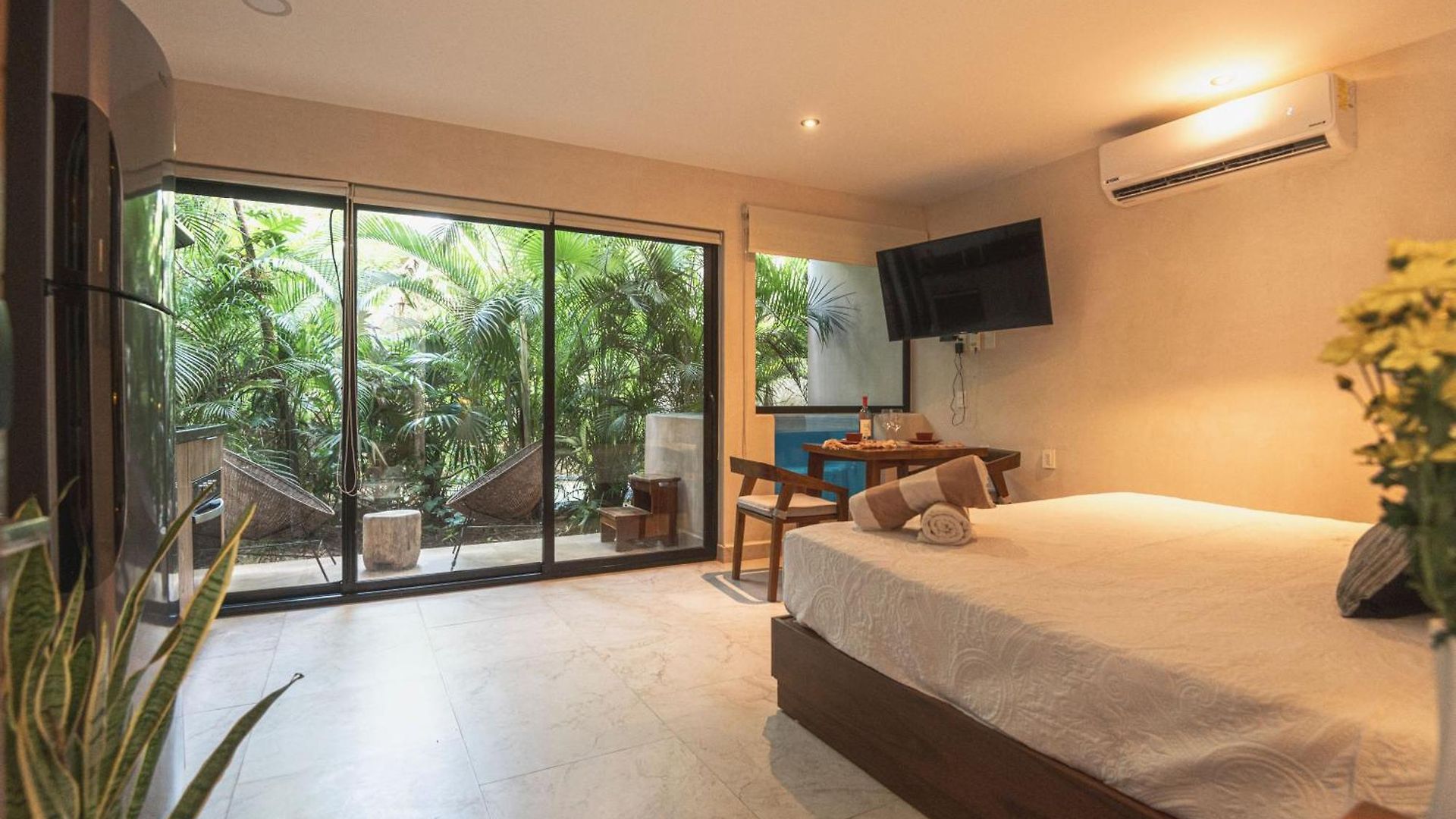 Cacao - With Exterior Plunge Pool Washer & Dryer Apartment Tulum