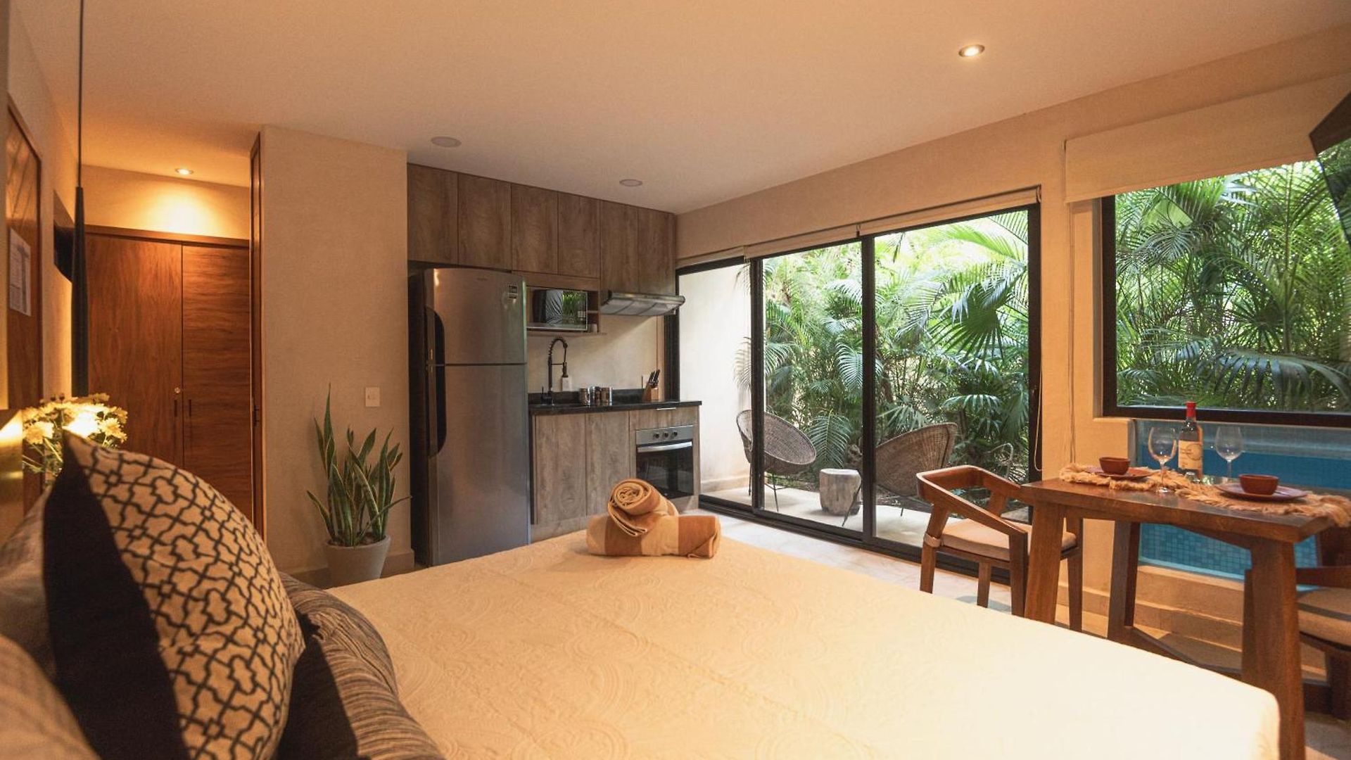 Cacao - With Exterior Plunge Pool Washer & Dryer * Tulum