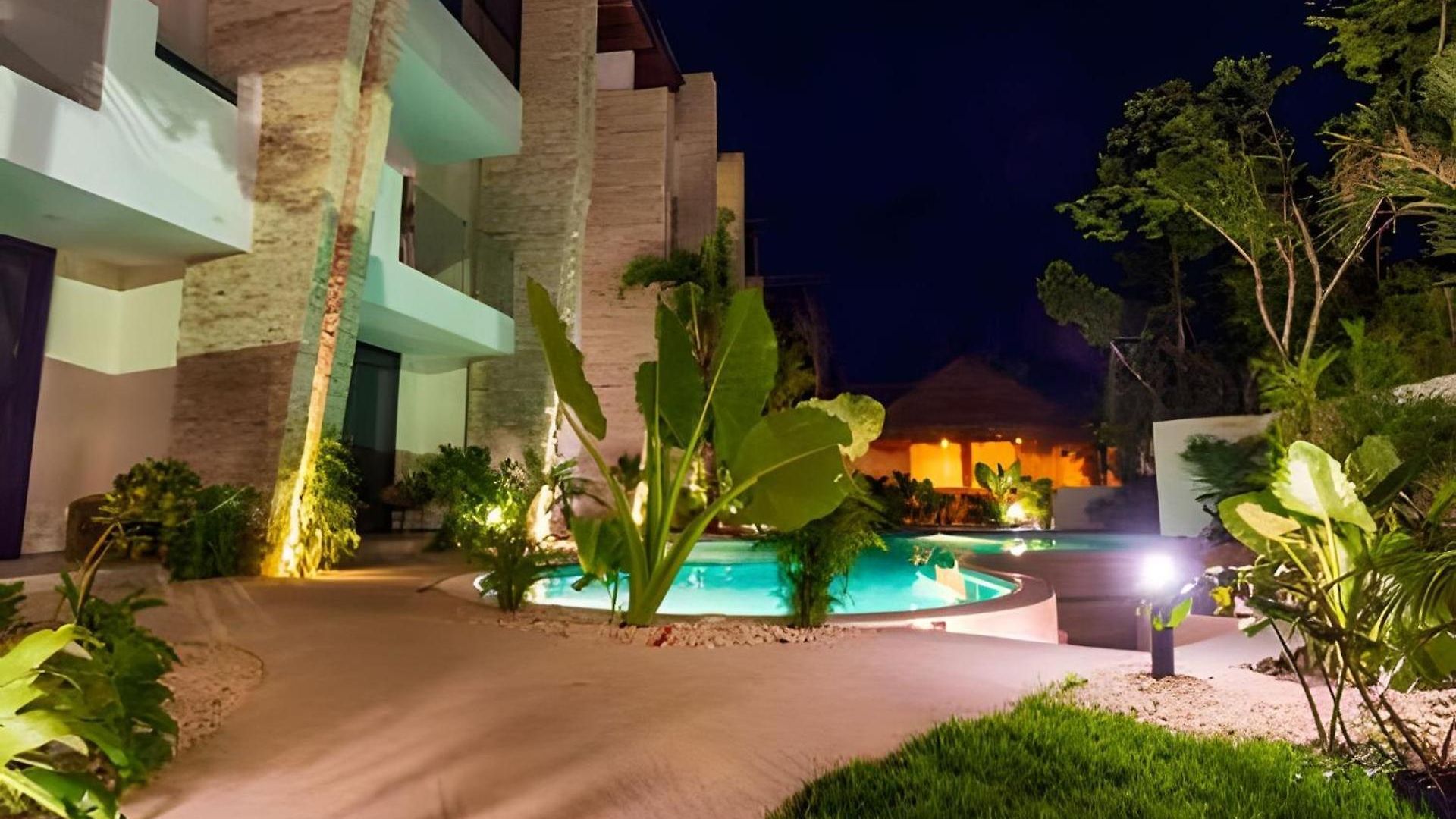 Penthouse With Private Pool Moots 306 *