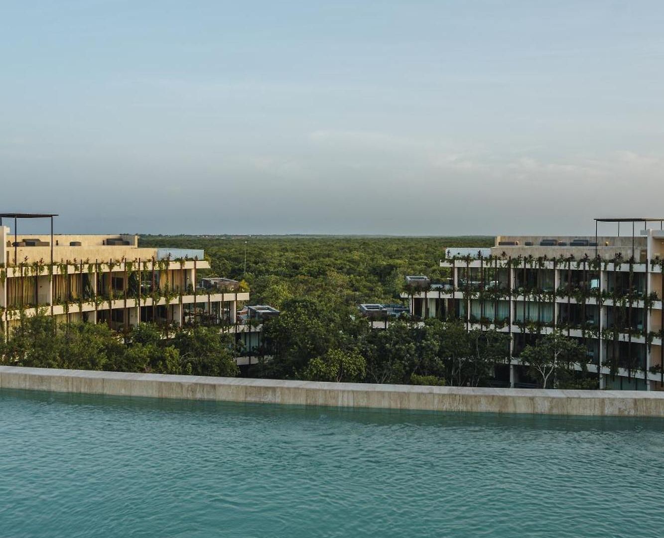 Luxury Loft With Pools, Gym, Rooftop And Panoramic Jungle Views
