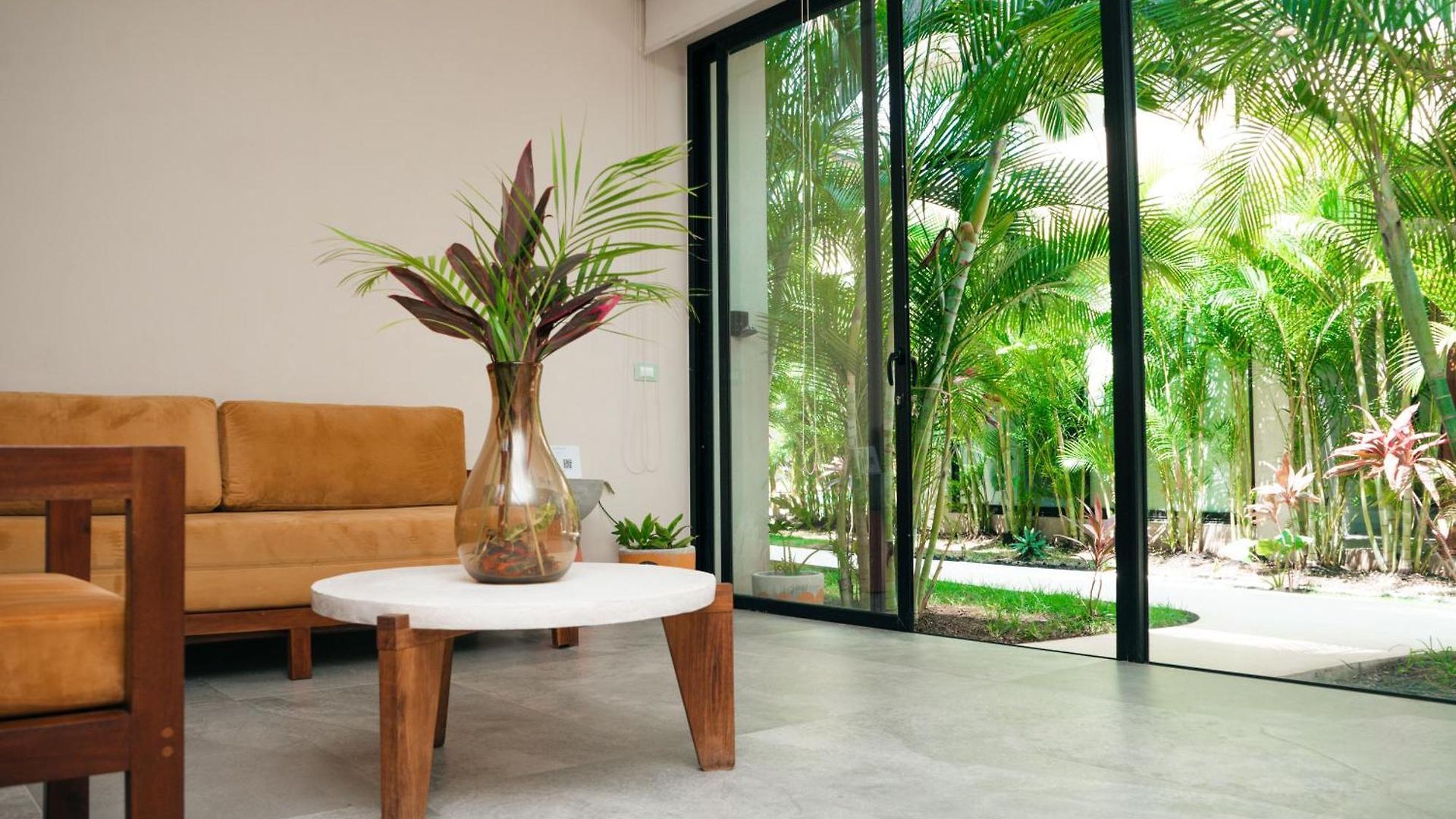 Kinah Retreat - Exclusive Boho Tropical Escape