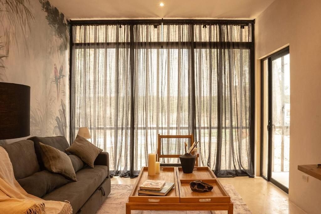 Boho-chic 1br With Private Terrace Apartment *