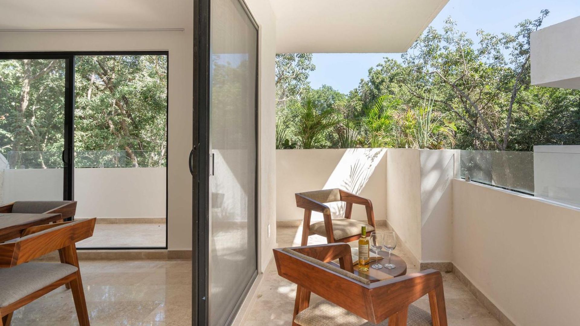 2 Bd With Private Plunge Pool And Terrace Holiday home