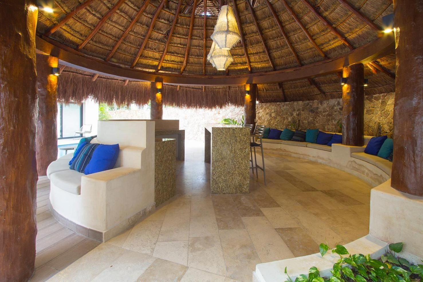 Apartment 3br Penthouse With Private Rooftop And Jacuzzi And Club Access *