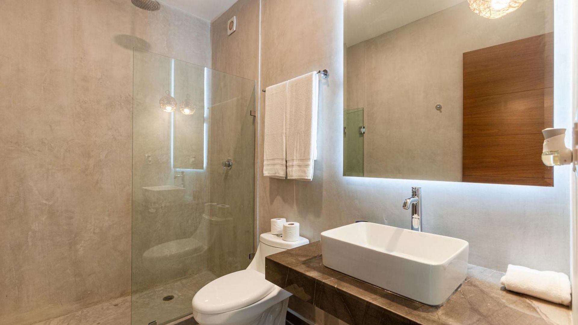 Apartment Azalea By Zama Homes