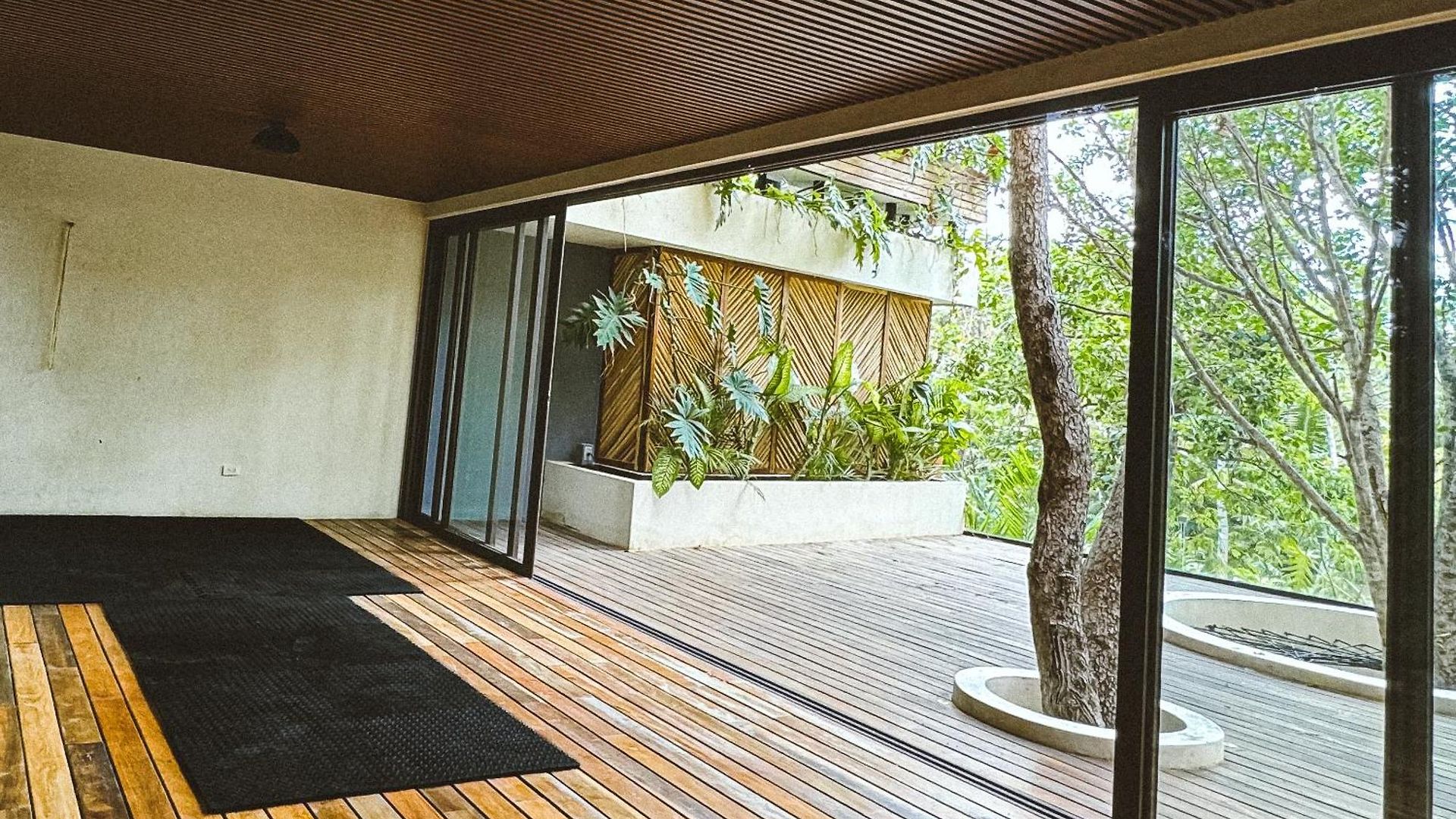 Miraluna Penthouse *