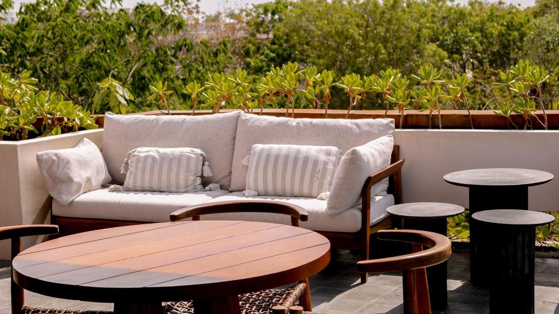 Miraluna Penthouse