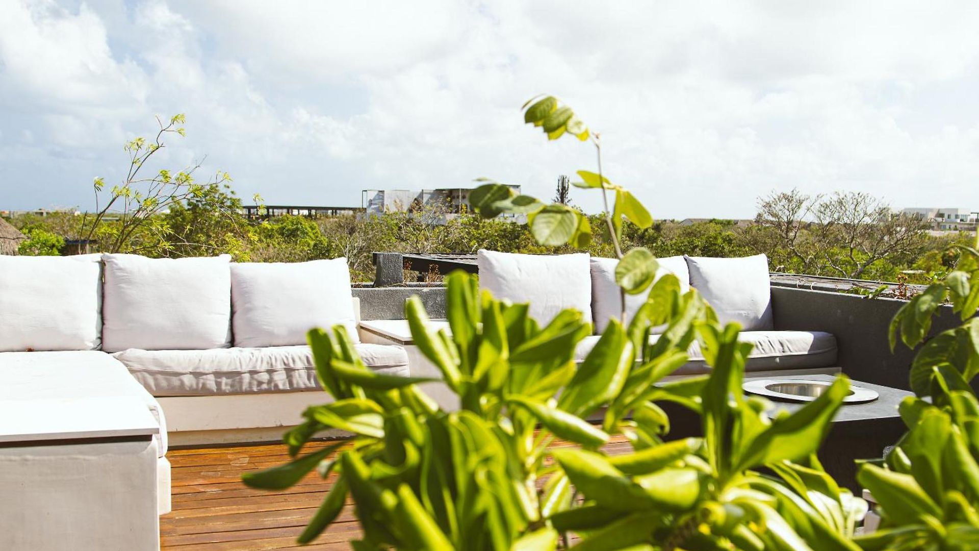 Miraluna Penthouse Apartment Tulum