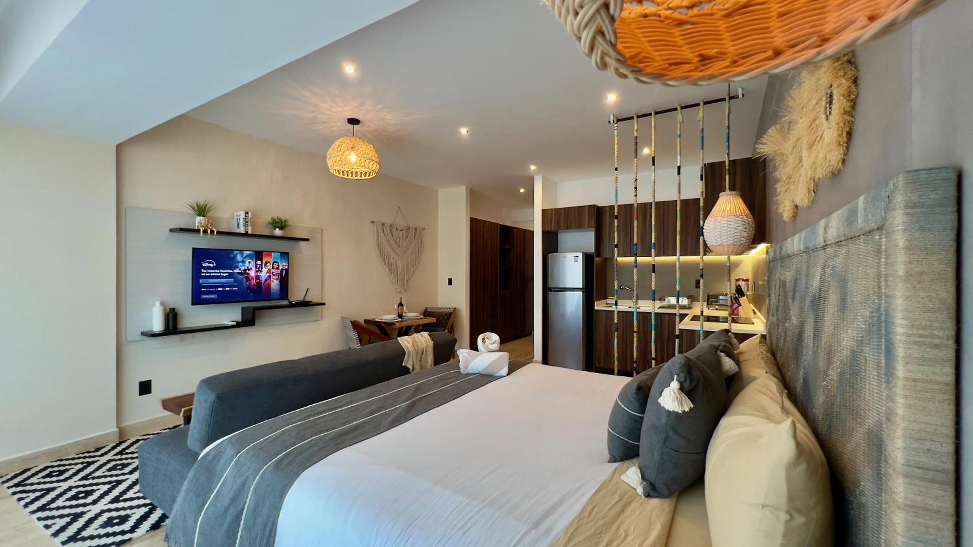Unwind | Private Balcony & Rooftop Pools | Casago Tulum