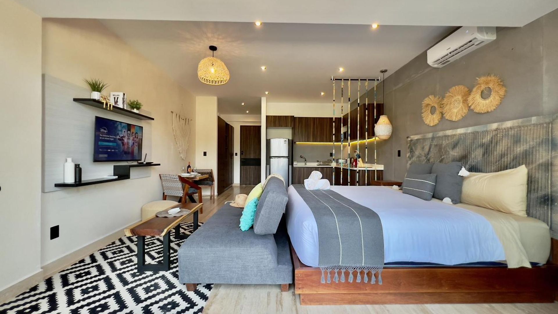 Unwind | Private Balcony & Rooftop Pools | Casago * Tulum