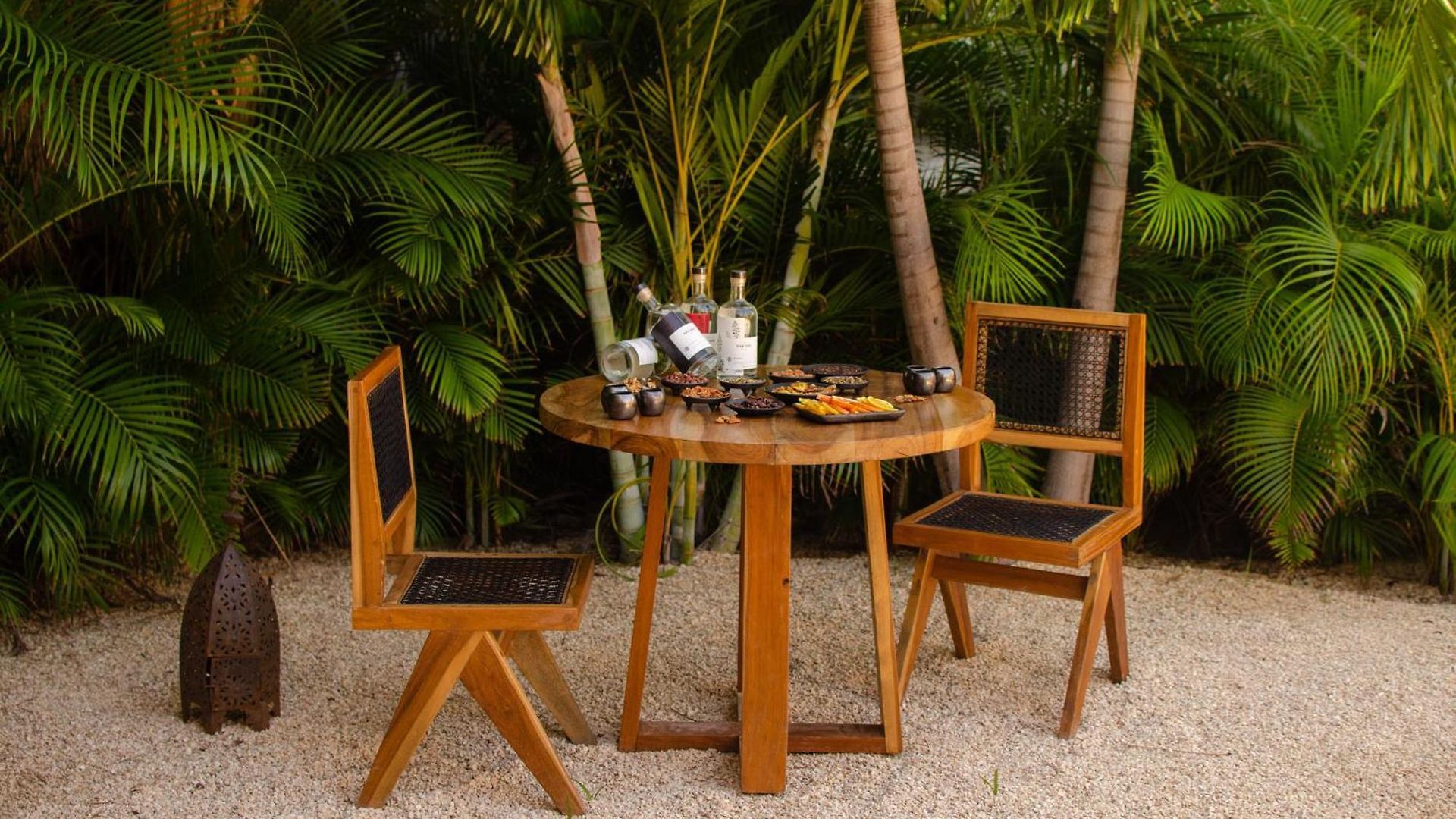 Hotel Radhoo (adults Only)