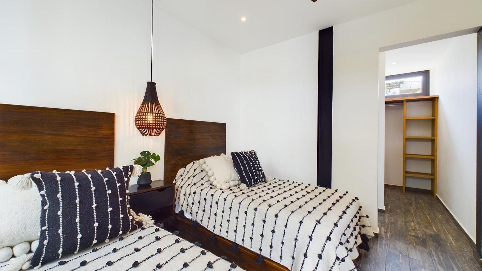 Casa Kuaan Mani Th 1 *