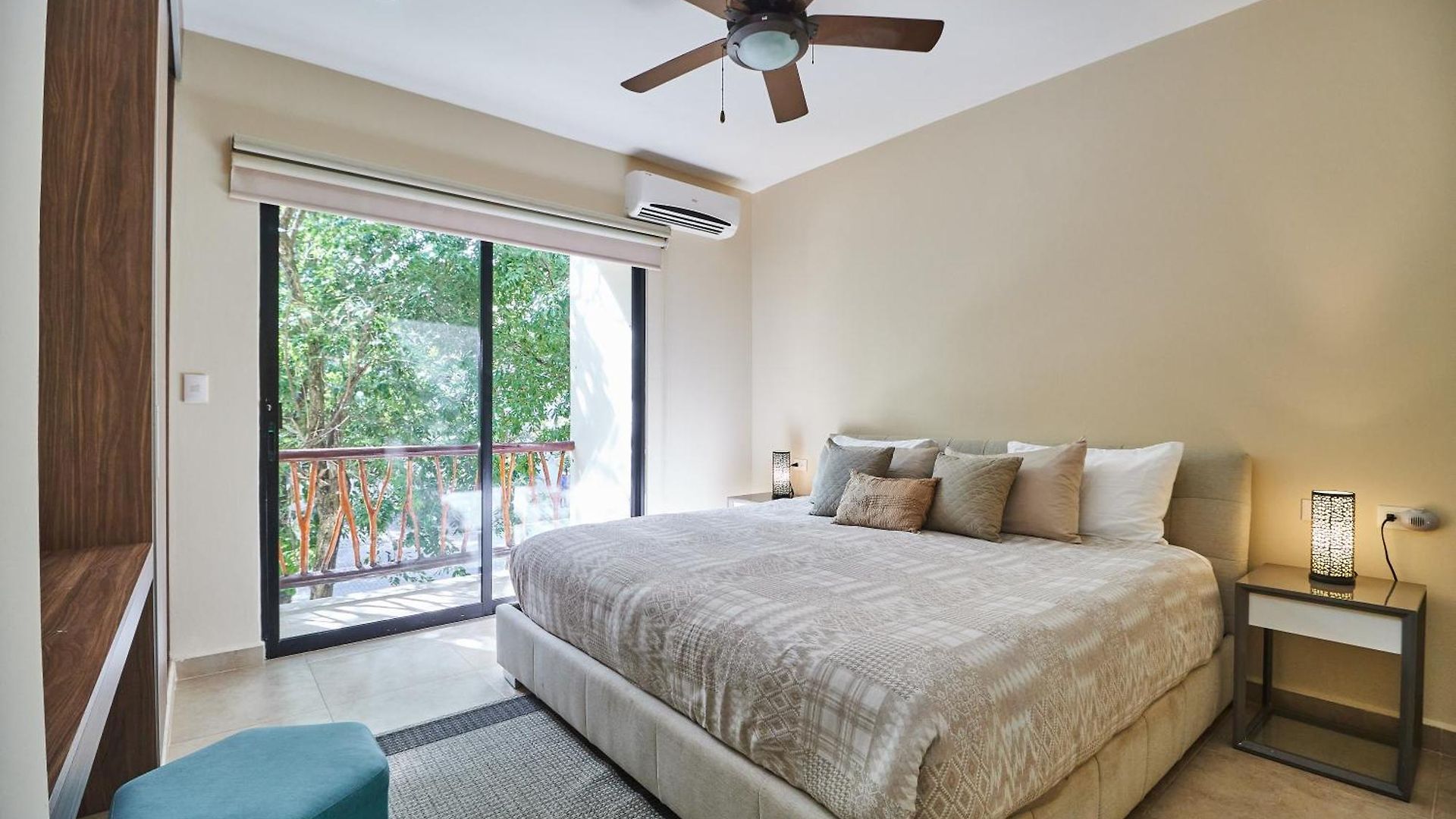Dorian Gray - Pool & Club Access & 300mbps Wifi Apartment