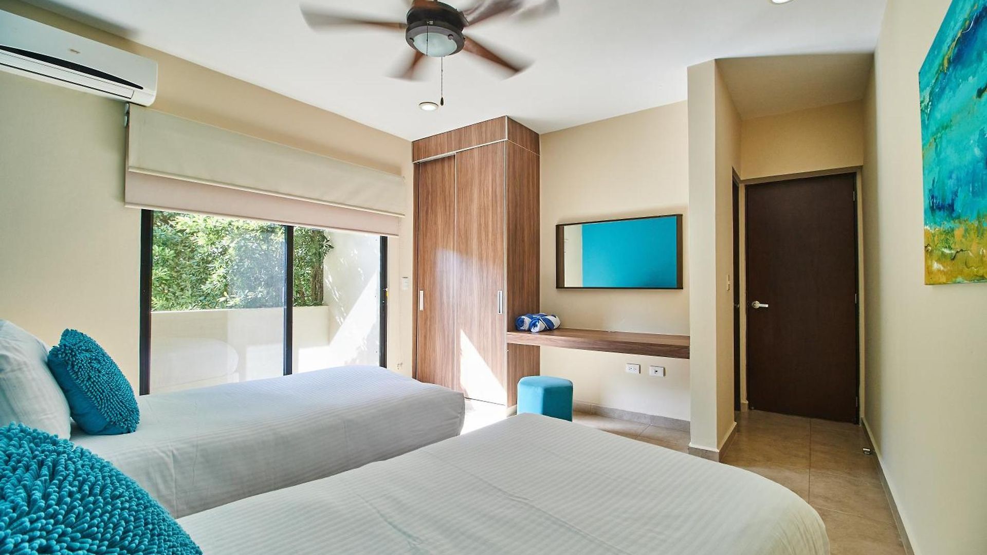 Apartment Dorian Gray - Pool & Club Access & 300mbps Wifi