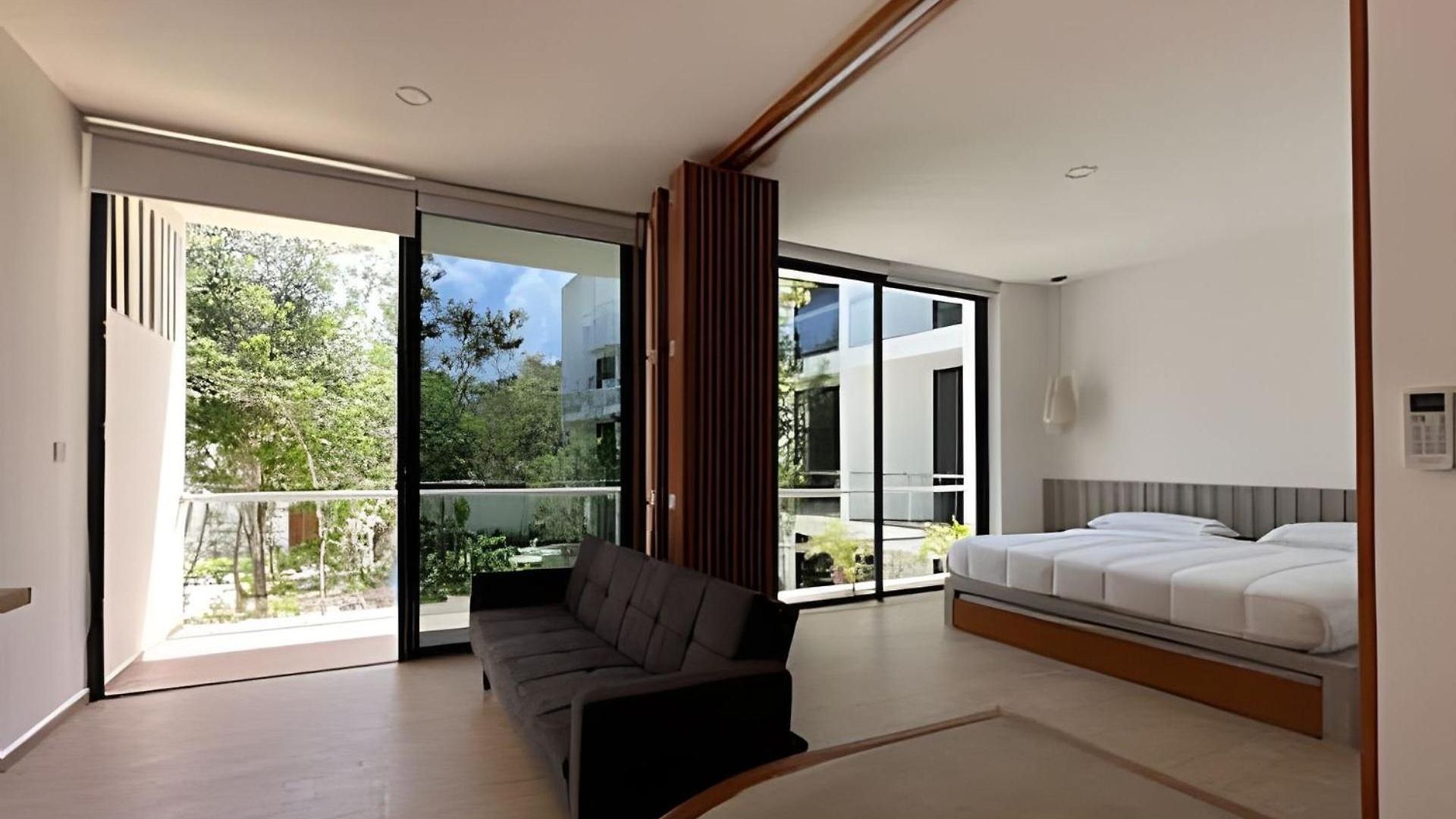 Sak Apartment *