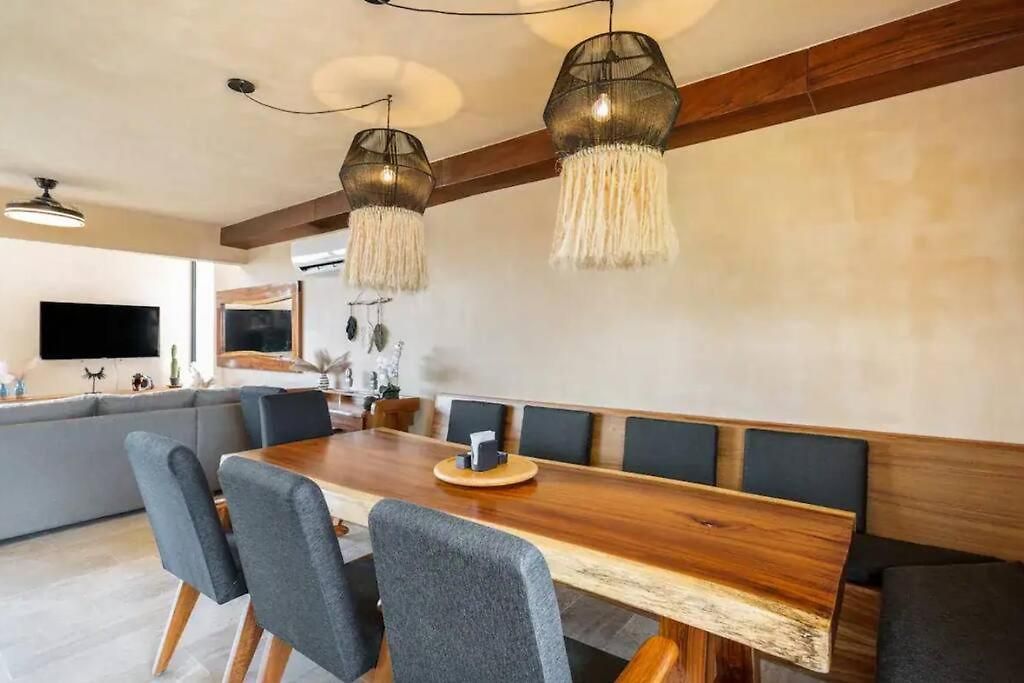 Luxury Beachfront Penthouse With Private Pool Apartment *
