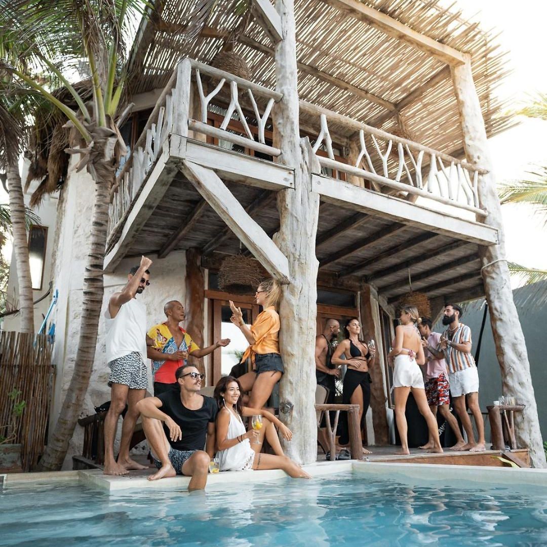 Casa Ganesh Beachfront