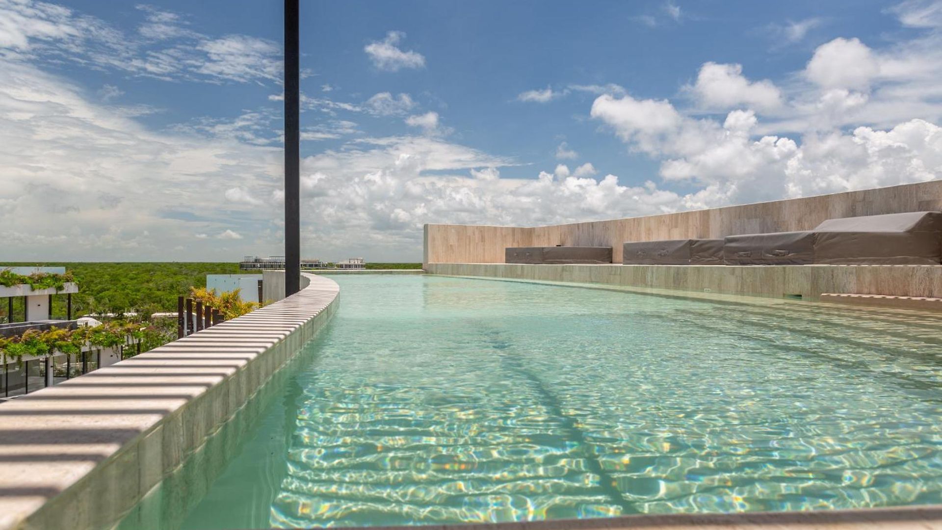 Mistiq Temple I Apartment