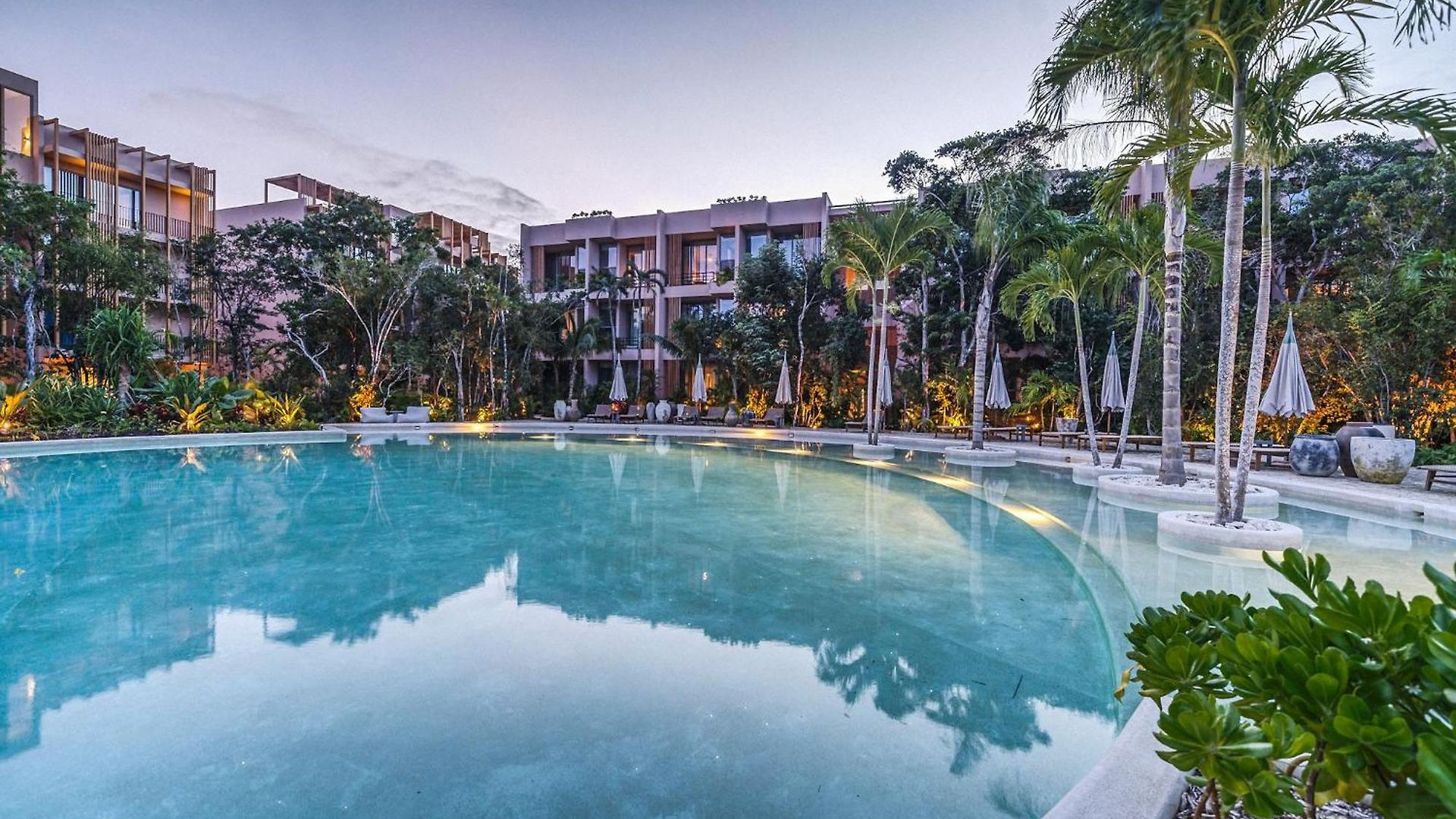 Fast Wi-fi 1br In With Pool, Restaurant, Gym