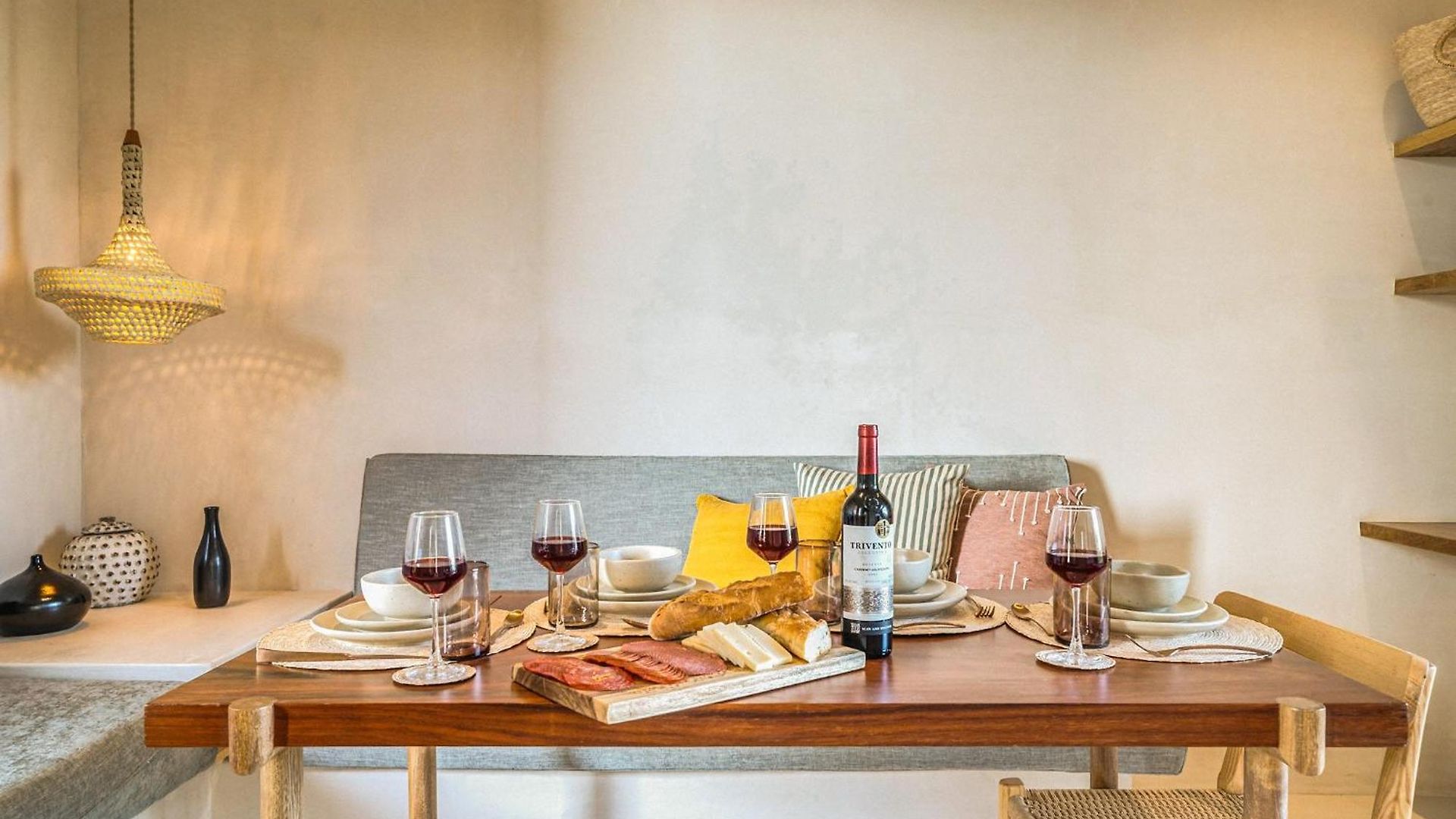 Fast Wi-fi 1br In With Pool, Restaurant, Gym Apartment