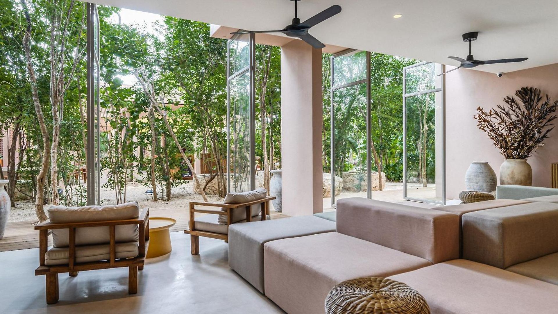 Fast Wi-fi 1br In With Pool, Restaurant, Gym Tulum