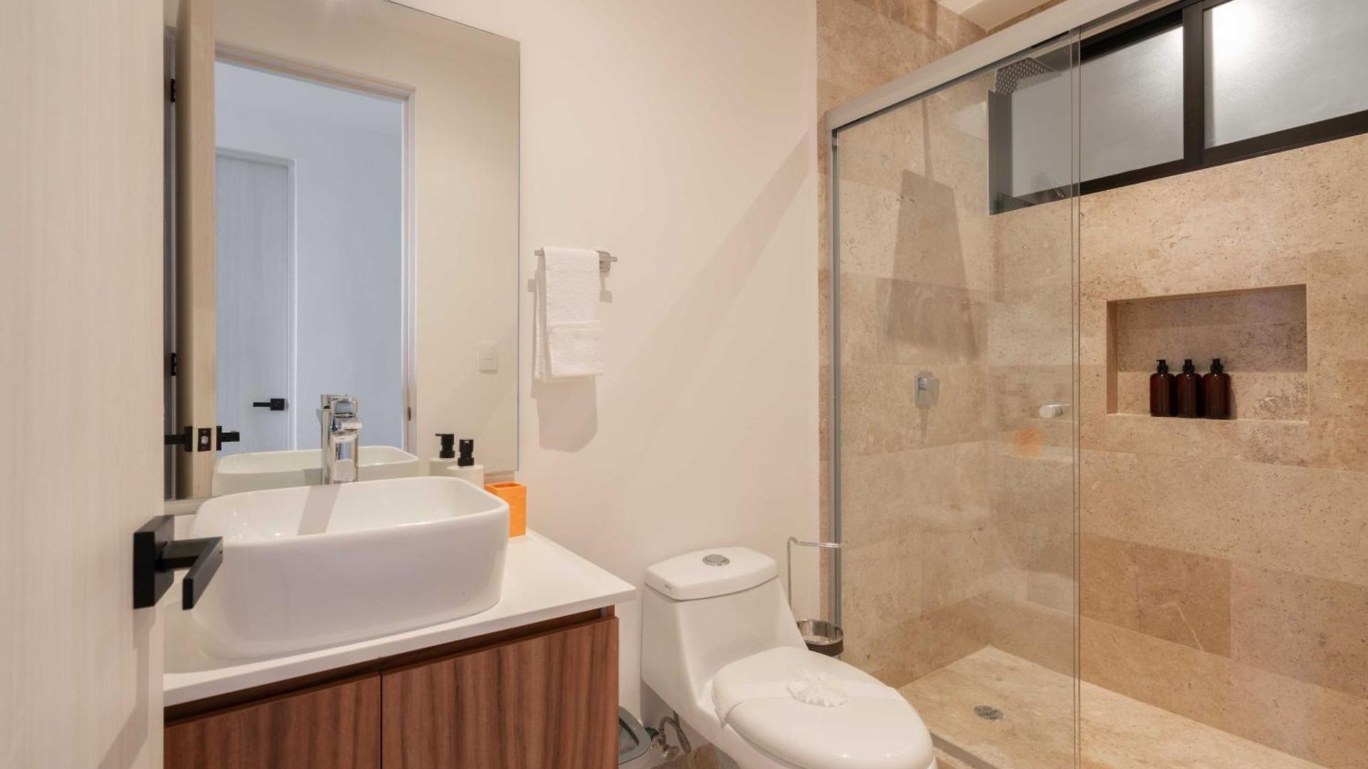 Penthouse With Private Plunge Pool Apartment *