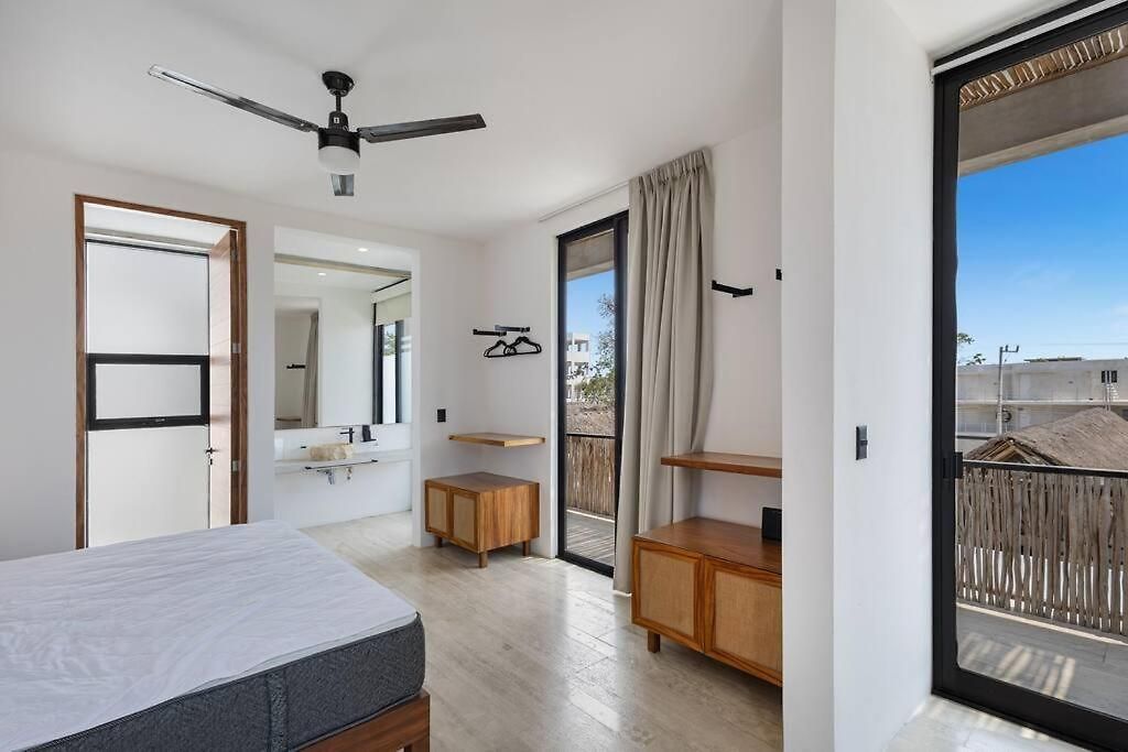 Lux Toh Villa, Rooftop Pool, Wifi, Transport