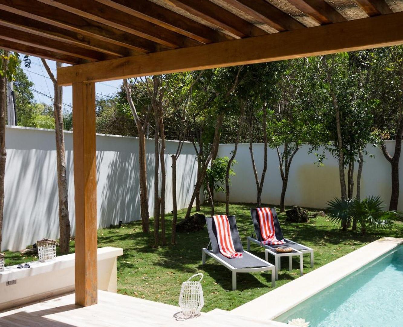 Luxury Private , Private Pool, Private Garden, Jacuzzi, 24hours Security *