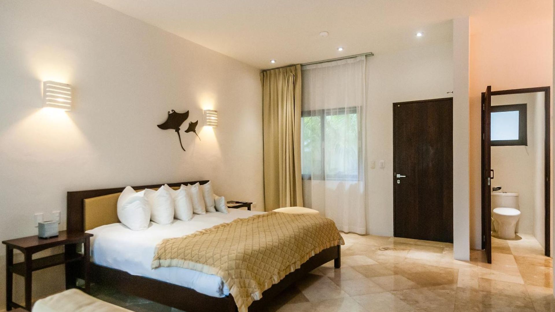 Apartahotel Mak Nuk Village - Clothing Optional 3*