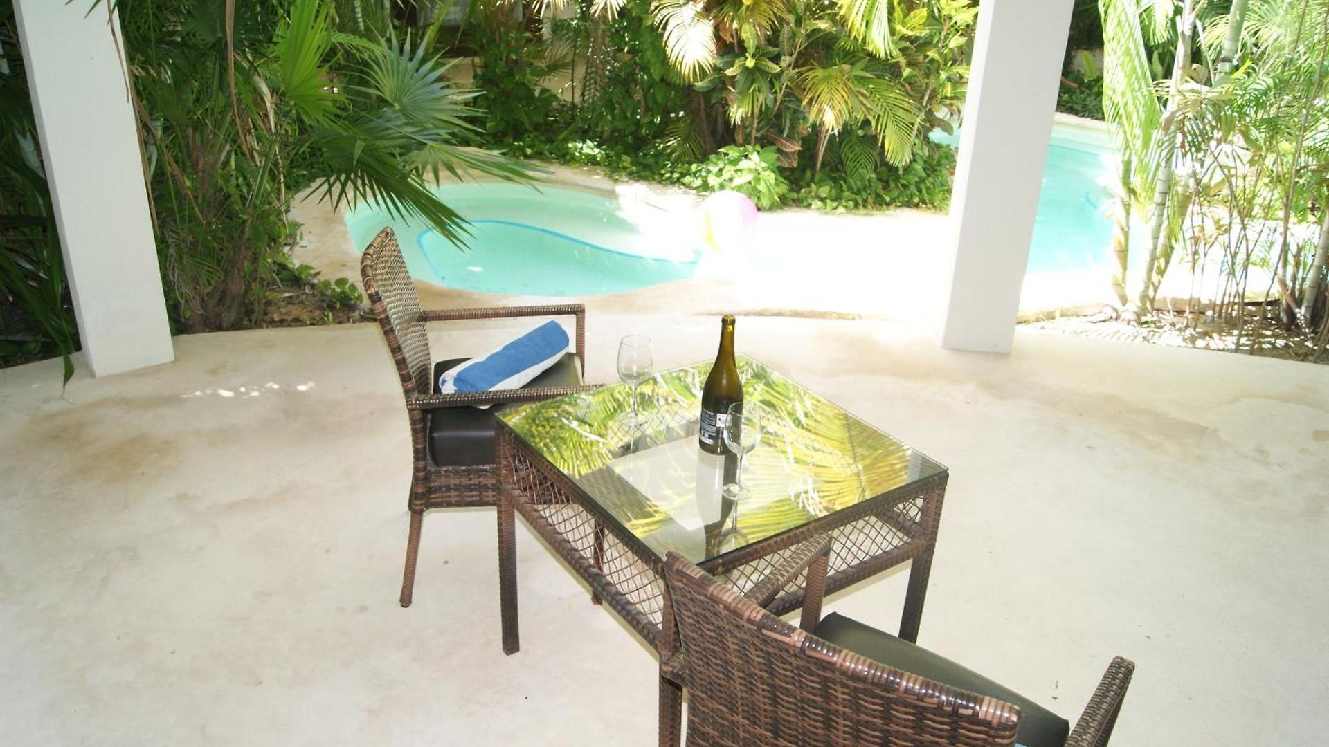 Mak Nuk Village - Clothing Optional Apartahotel 3*