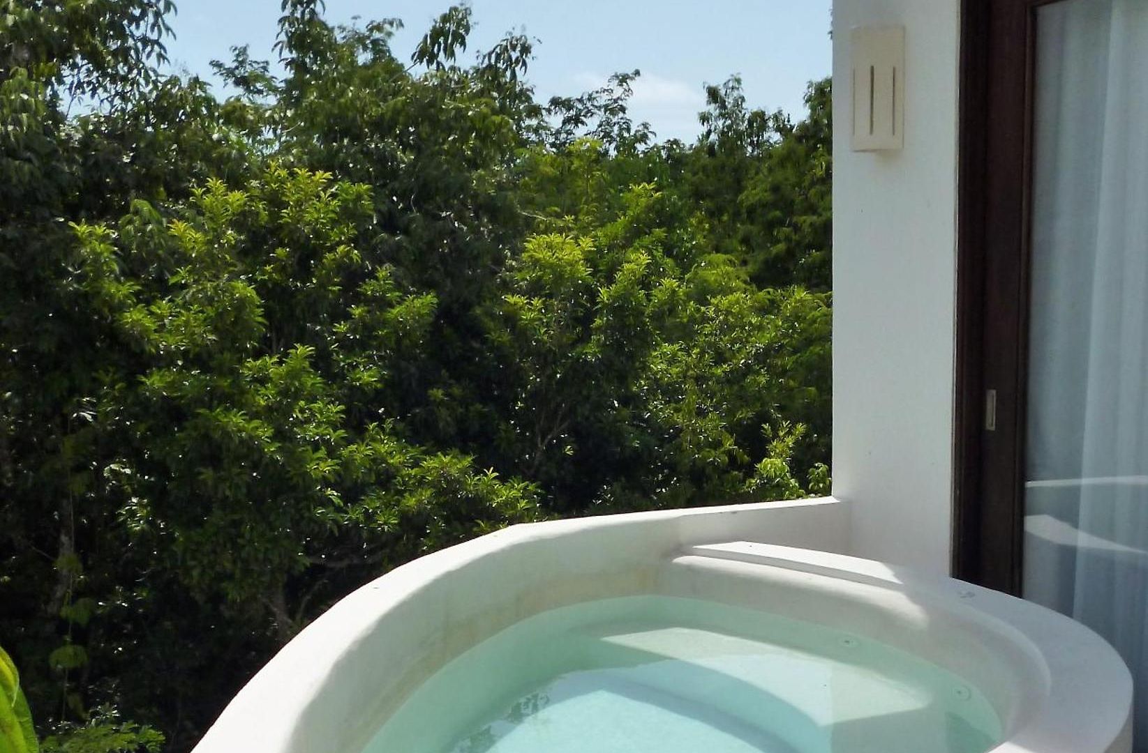 Apartahotel Mak Nuk Village - Clothing Optional