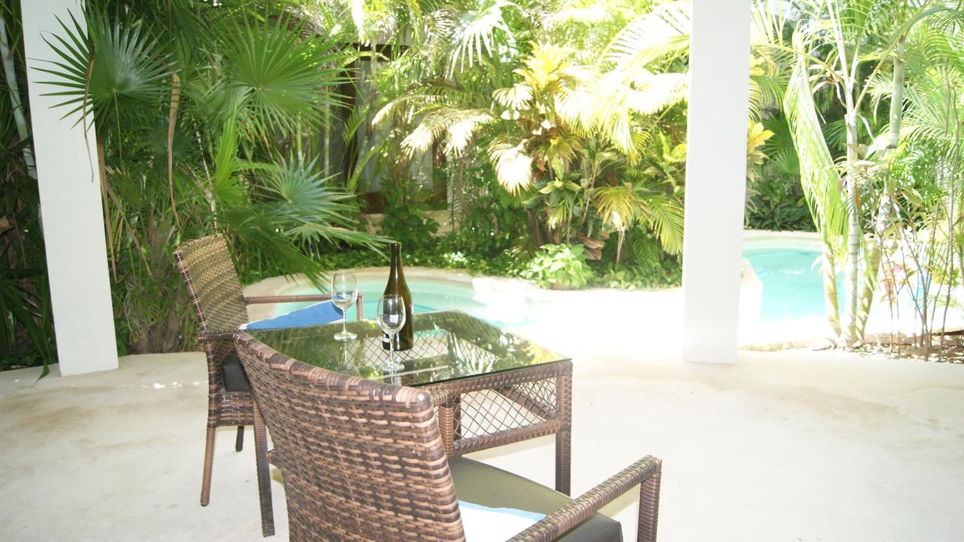 Apartahotel Mak Nuk Village - Clothing Optional 3*