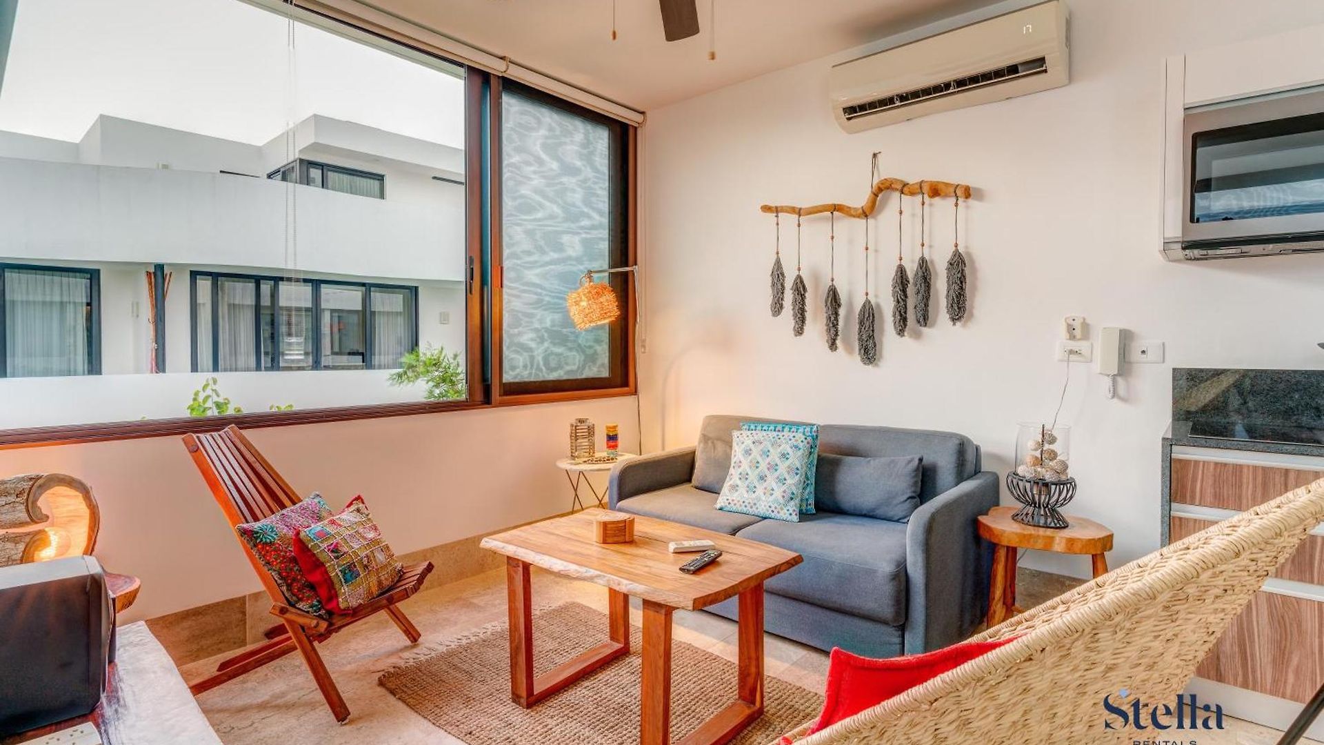 Private Rooftop 1br With Stunning Common Areas