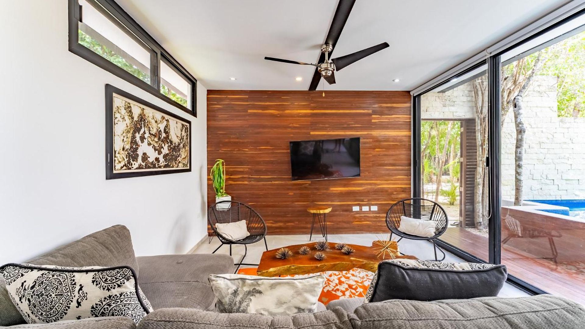 Villa Casa & Chiit - 2 Homes With Different Shared Amenities *