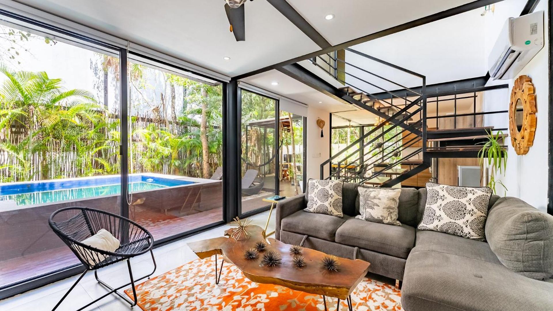 Casa & Chiit - 2 Homes With Different Shared Amenities