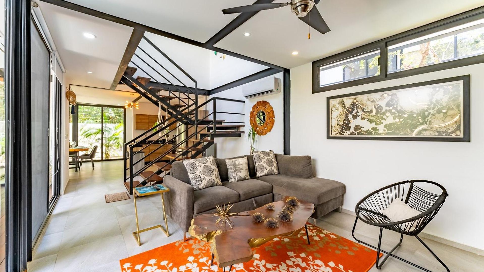 Casa & Chiit - 2 Homes With Different Shared Amenities *