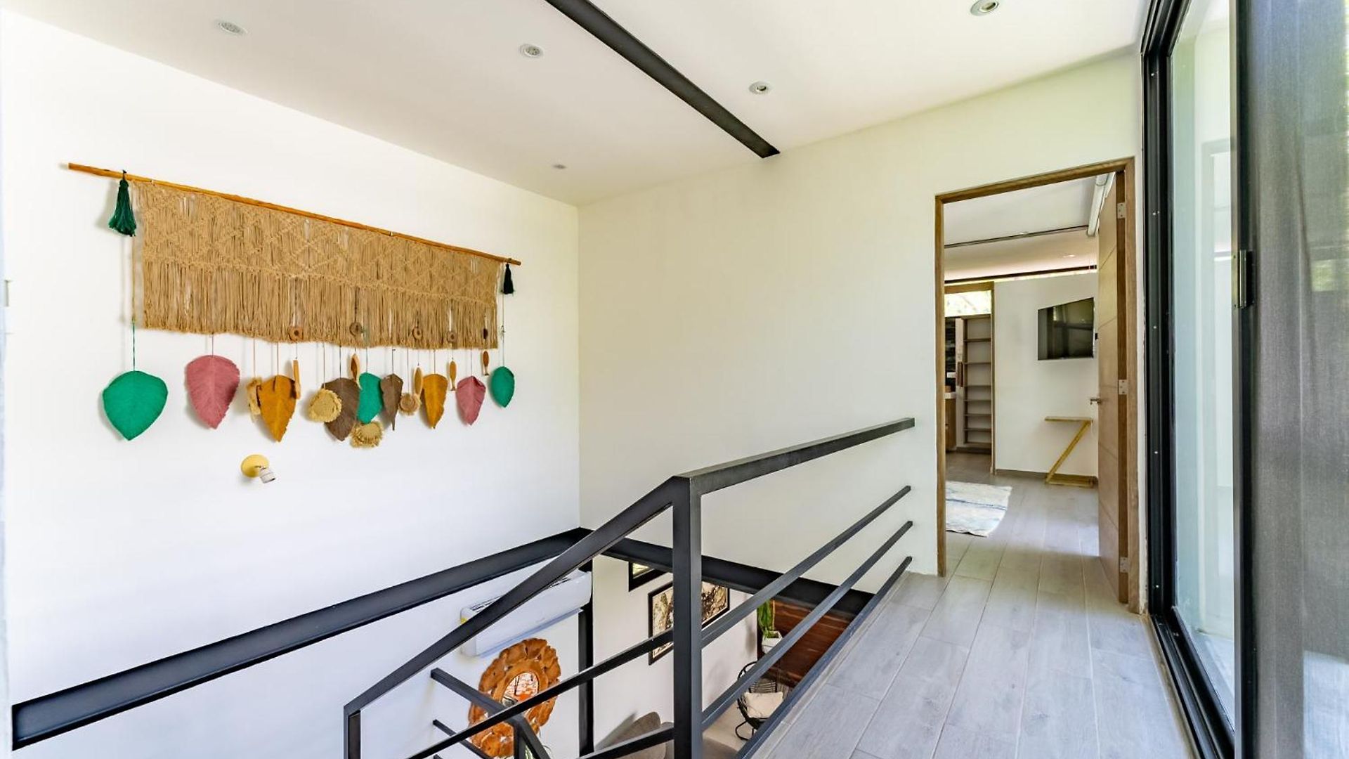Casa & Chiit - 2 Homes With Different Shared Amenities Villa
